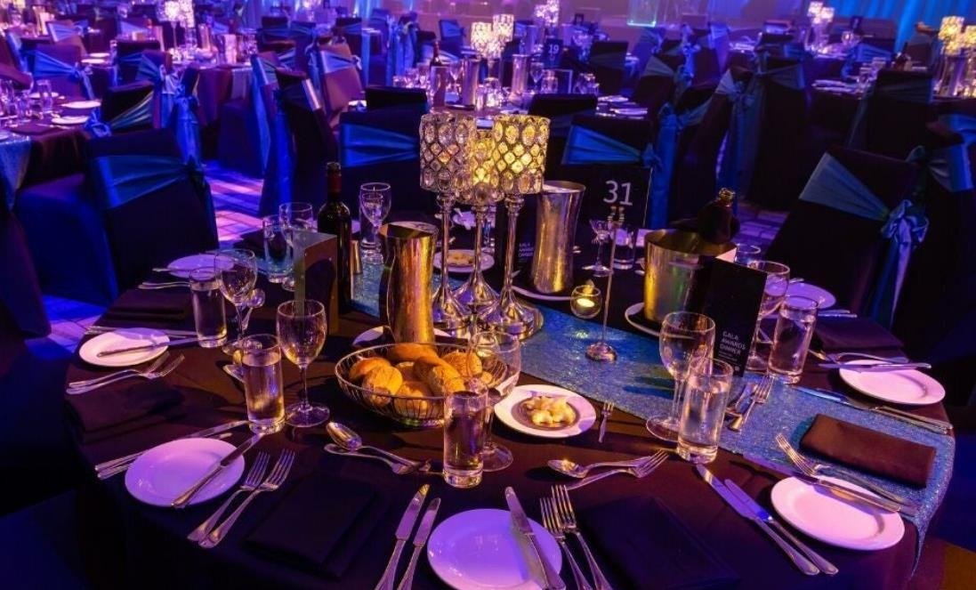 Elegant Alegre event tablescape